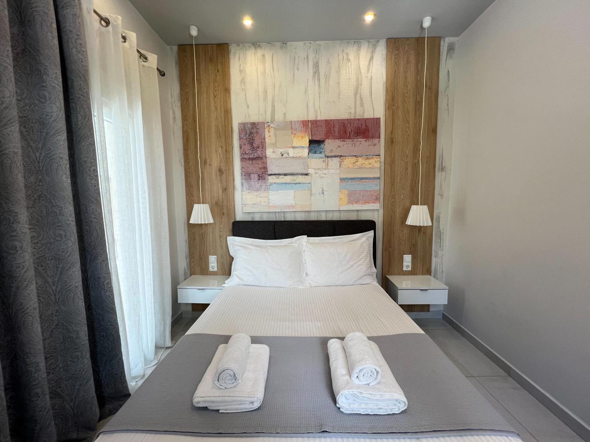 P Deluxe Suites 7 塞萨洛尼基 外观 照片
