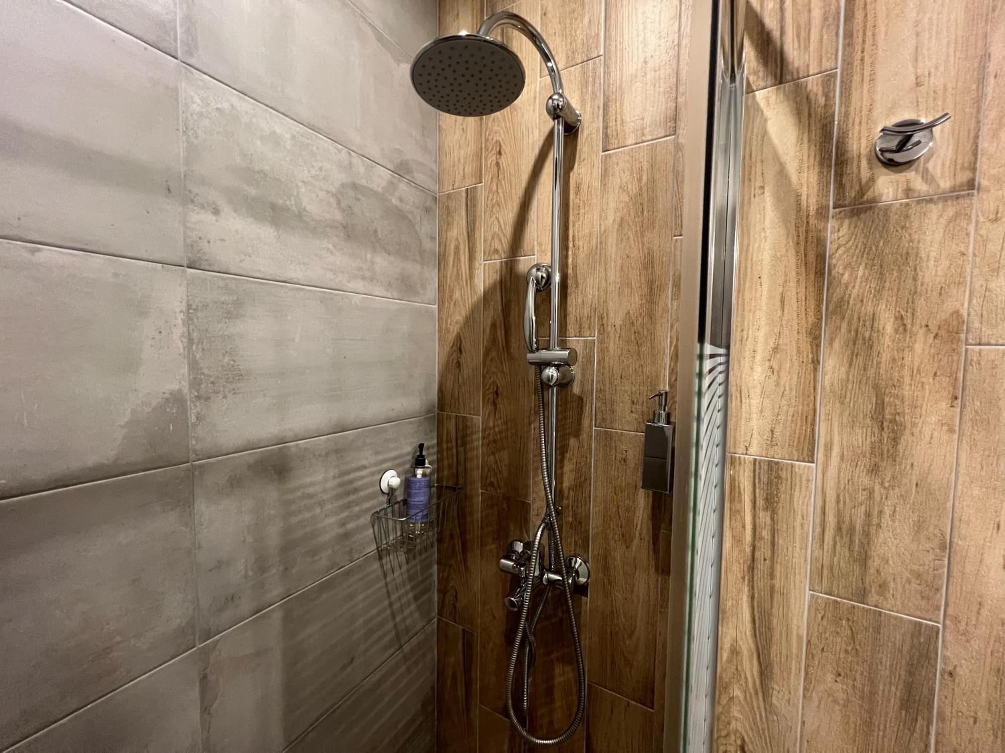 P Deluxe Suites 7 塞萨洛尼基 外观 照片